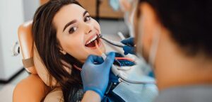 أخطاء في تجاهل زيارات طبيب الأسنان الدورية
